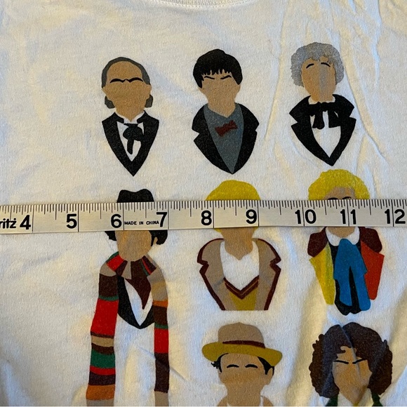 Doctor Who 2012 Junior Size S All 12 Doctors and War Doctor Regeneration Small - Picture 5 of 5